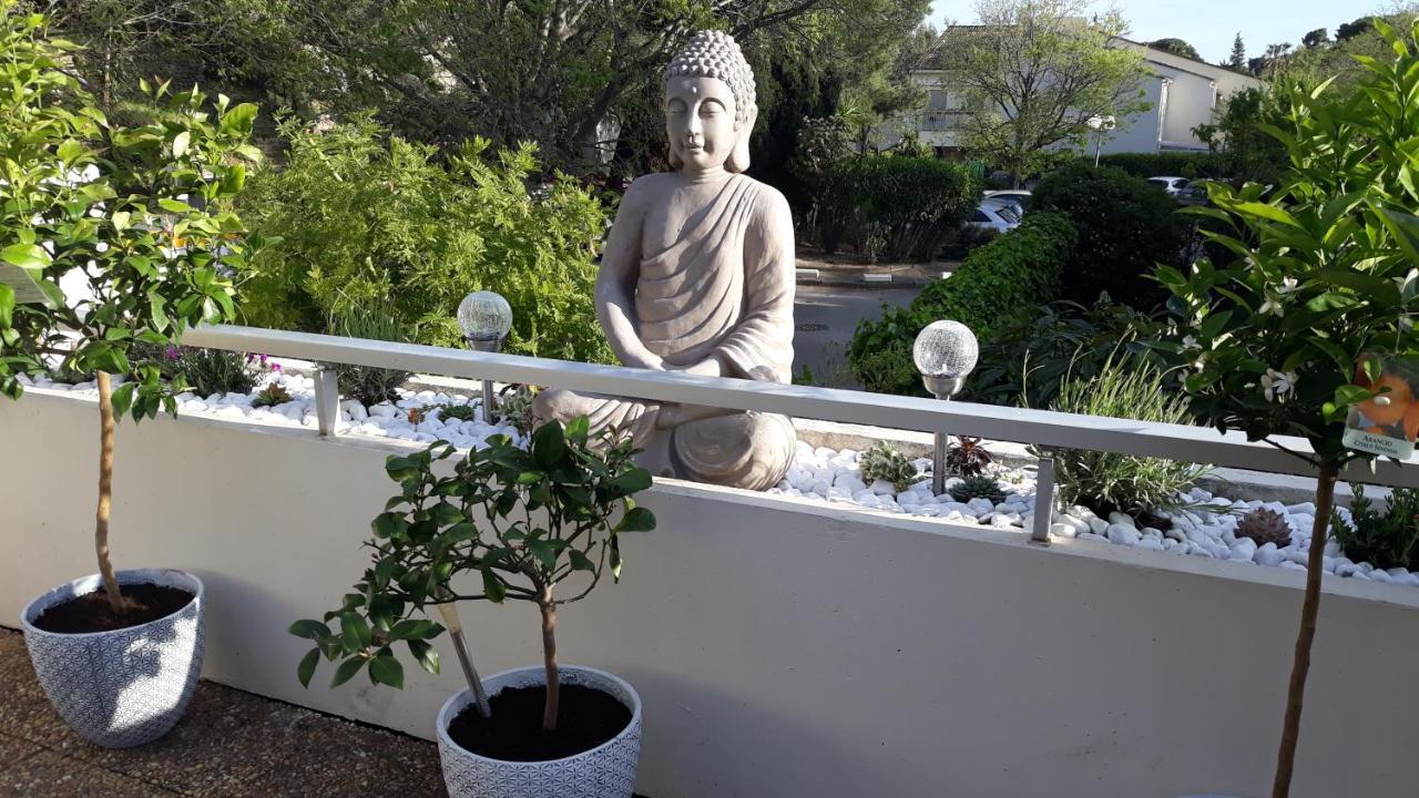 2 Pieces Avec Grande Terrasse Apartment La Ciotat Luaran gambar