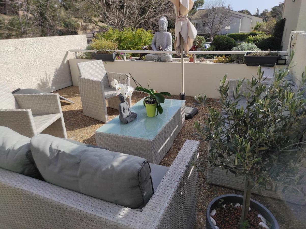 2 Pieces Avec Grande Terrasse Apartment La Ciotat Luaran gambar