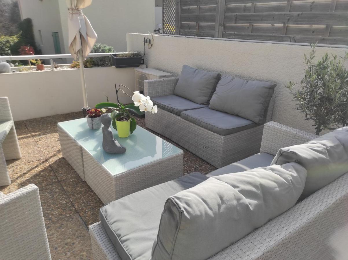 2 Pieces Avec Grande Terrasse Apartment La Ciotat Luaran gambar