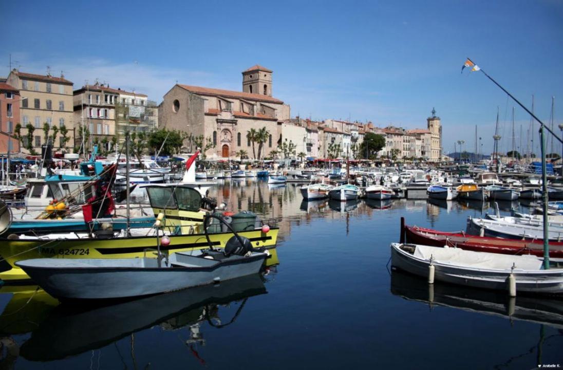 2 Pieces Avec Grande Terrasse Apartment La Ciotat Luaran gambar